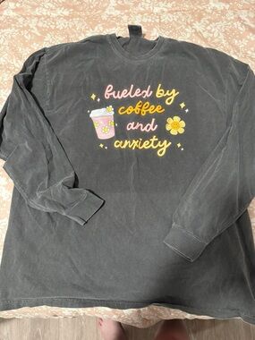 NEW - Comfort Colors Long Sleeve